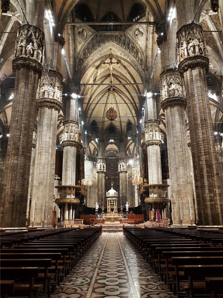 El Duomo de Milán por dentro