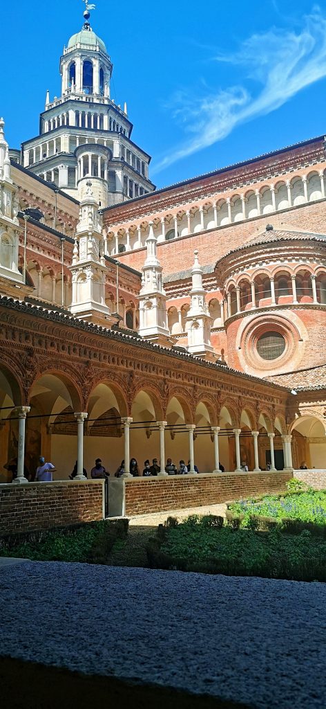 claustro certosa de pavia