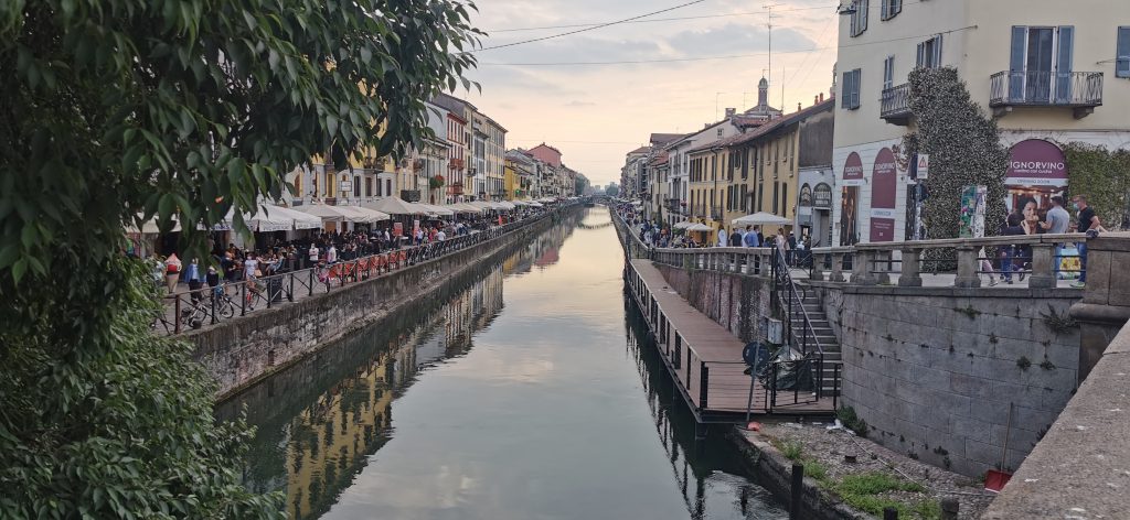 Naviglio Grande, Milán