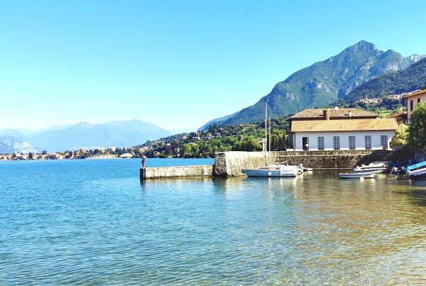 Las playas de Abbadia Lariana, sobre el Lago de Como