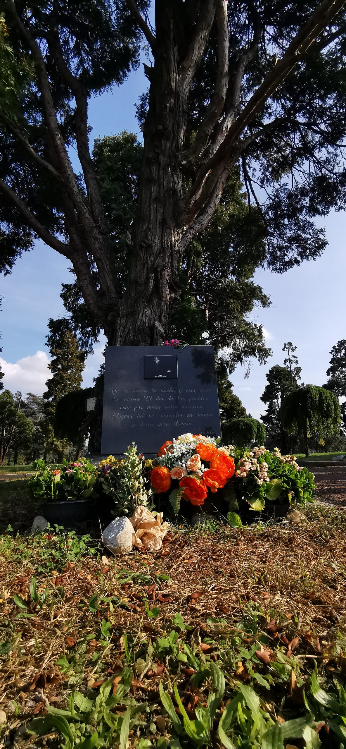 La historia de la tumba de Evita Perón en Milán